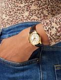Seiko Womens Analogue Quartz Watch with Leather Strap SUR478P1